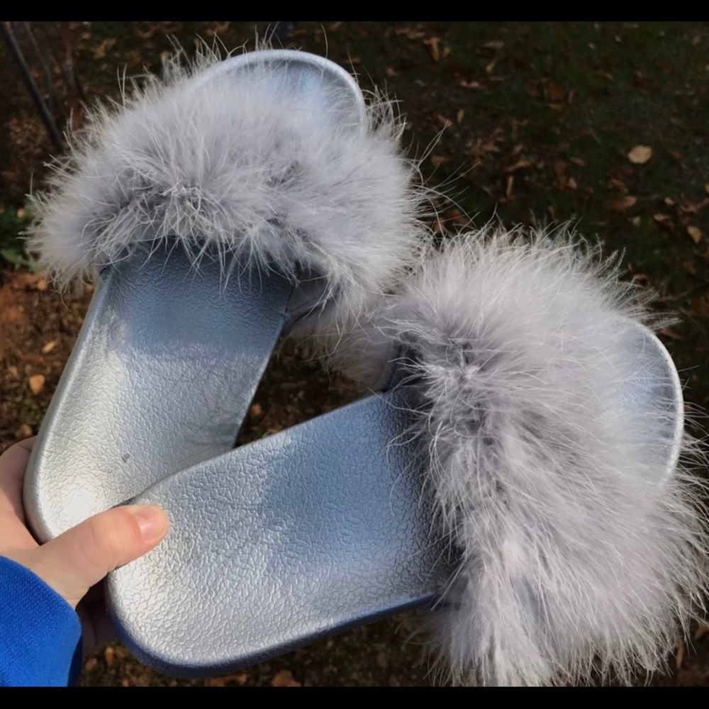 Fluffy Grey Slides